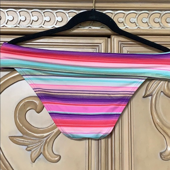 Victoria Secret hipster striped bottom s/p - Picture 3 of 5